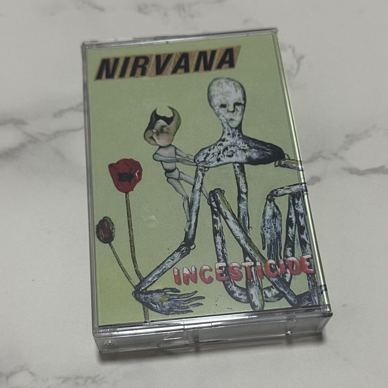 西洋ロック音楽カセットテープ未開封、歌詞ブック付き、レトロノ - Audio Musically のレビューと価格